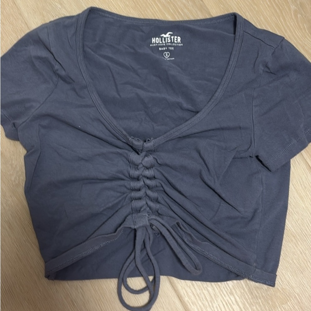 Hollister Women's Dark Gray Ruched Crop Top